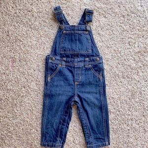 Old Navy 12-18 month jean overalls